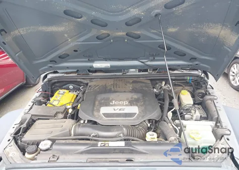 2015 Jeep Wrangler Unlimited Sport z USA, uszkodzony, nr VIN 1C4HJWDG1FL635620